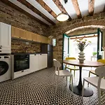 Guest house Kokolo Town House 3*