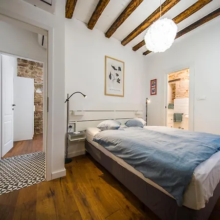 Kokolo Town House Guest house