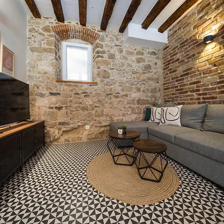 Kokolo Town House Gasthuis 3*