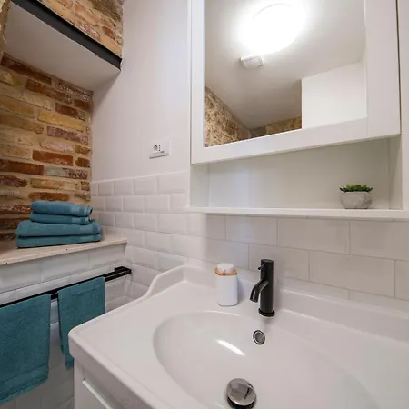 Kokolo Town House Gasthuis Split